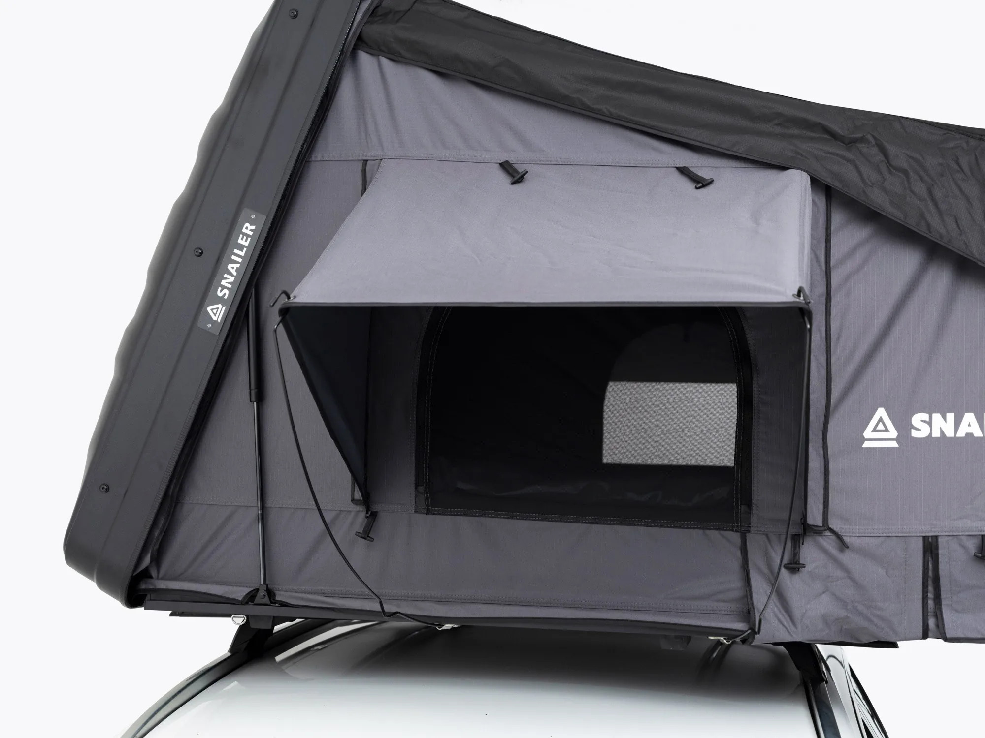 SNAILER® Abis MAX - hardshell side opening rooftop tent