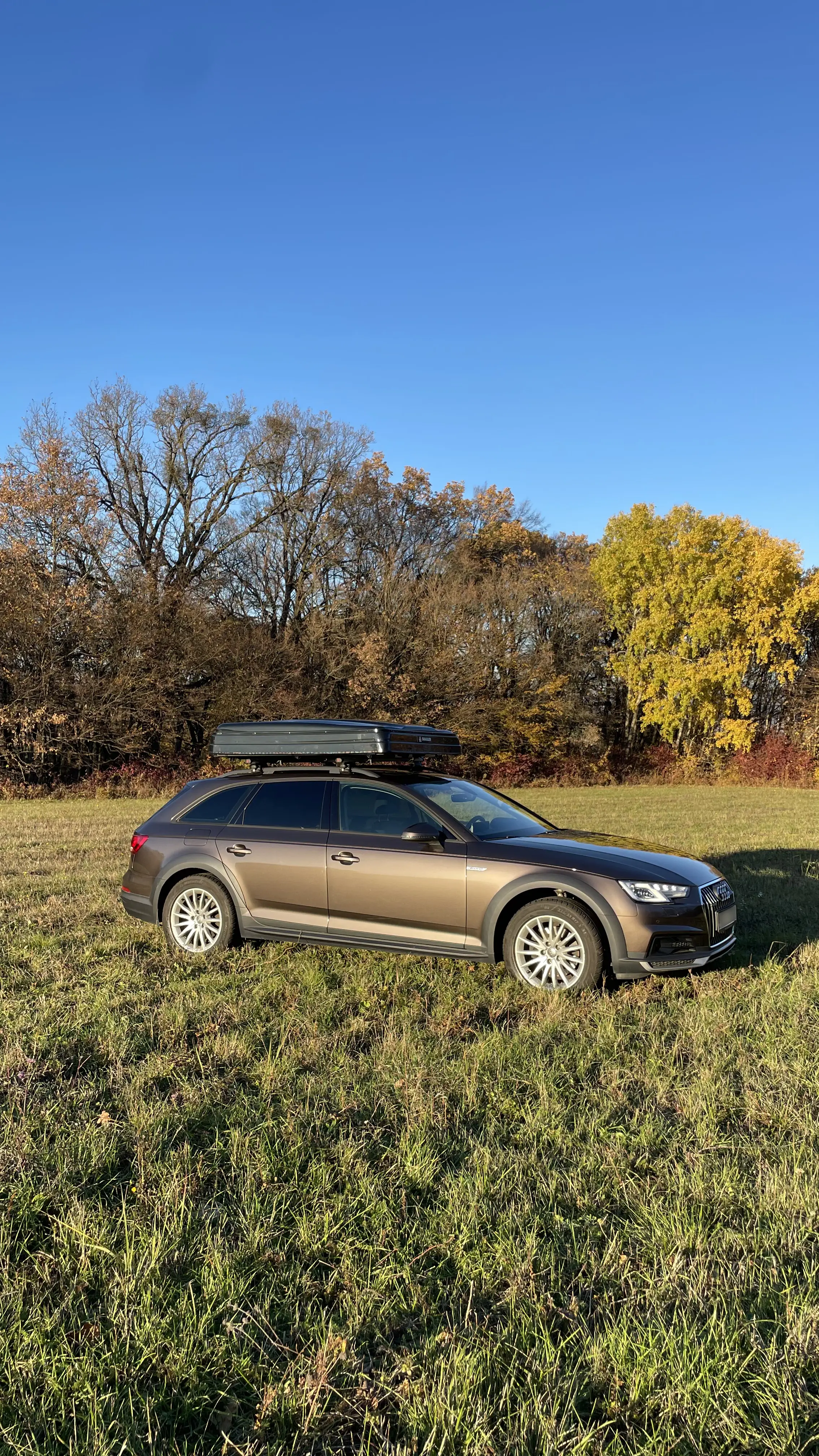 Snailer Abis Dachzelt auf Audi A4 - Bild aus der Kundengalerie aus der Slowakei