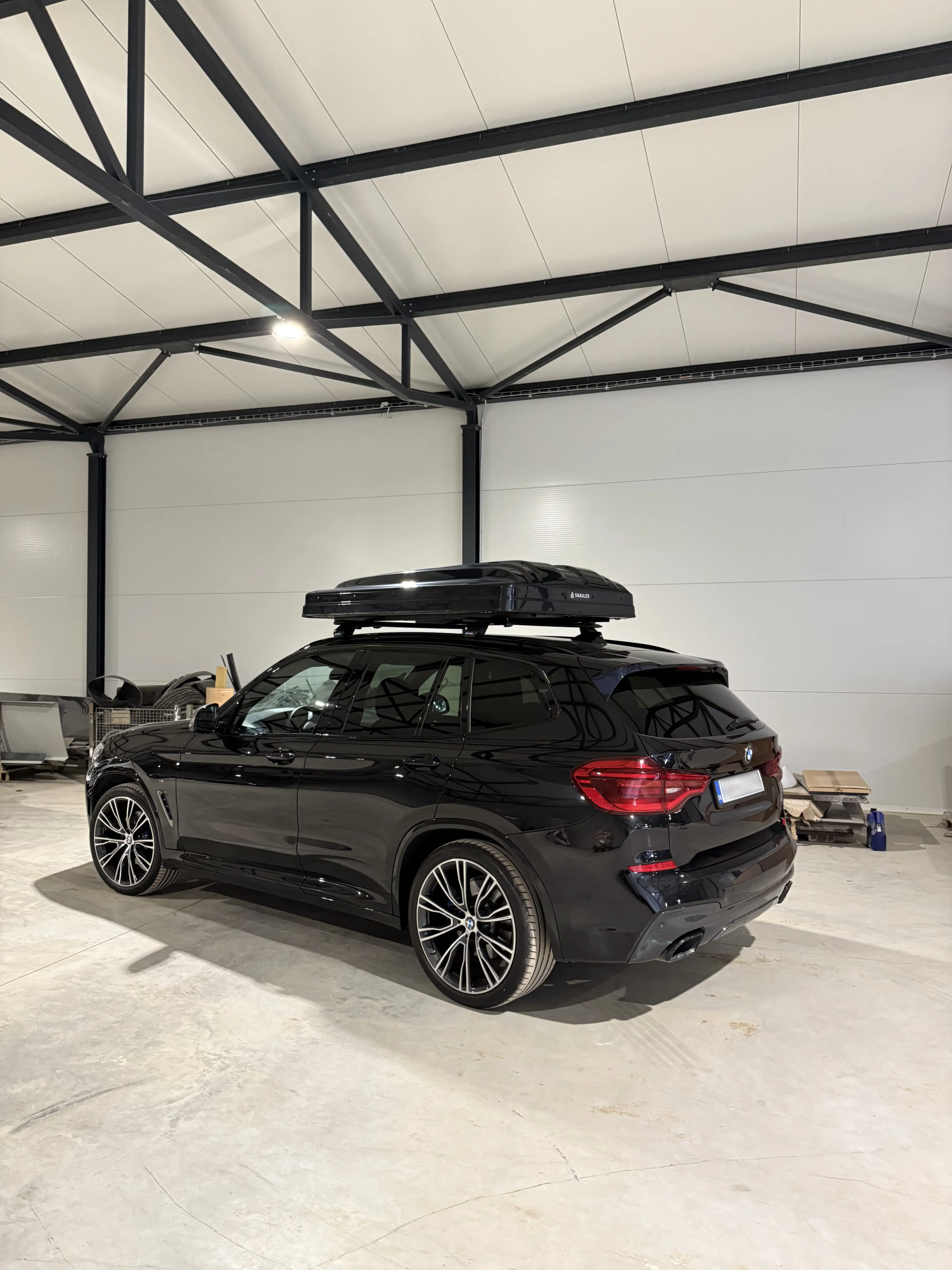 Snailer Abis Dachzelt auf BMW X3 - Kundenfoto aus der Slowakei