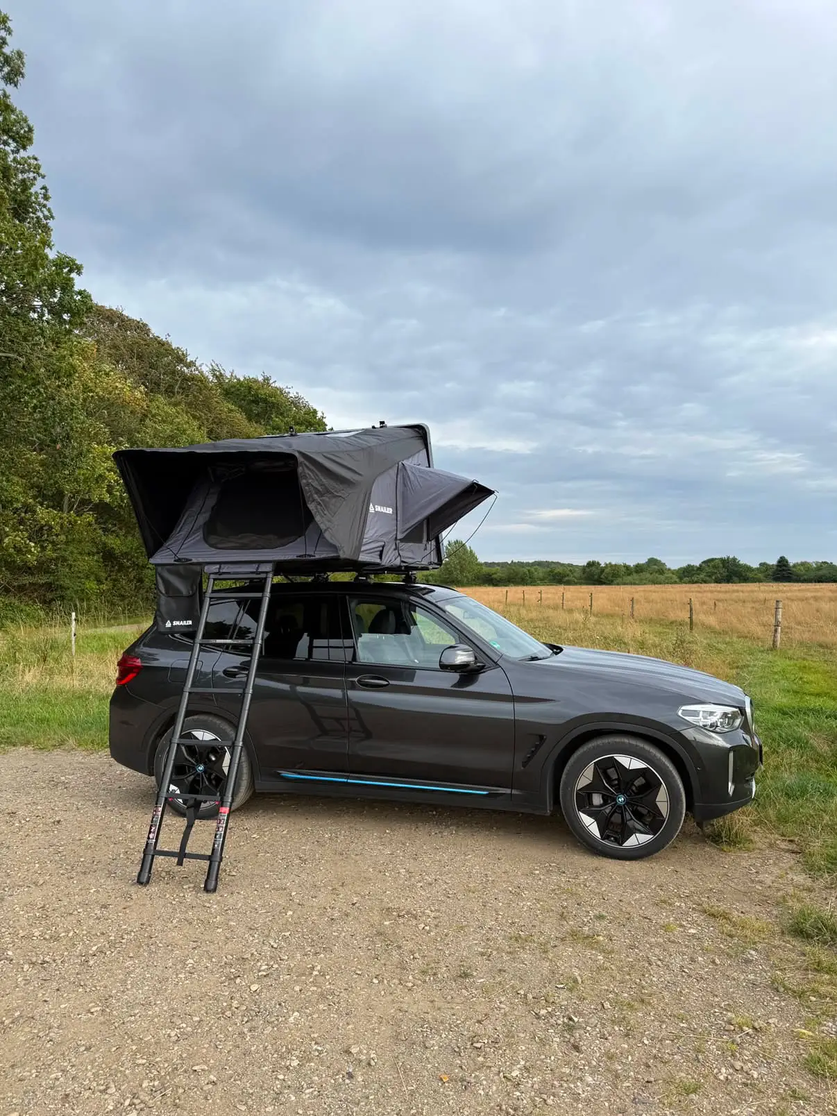 Snailer Abis stresny stan na aute BMW iX3 - fotografia z galerie zakaznikov z krajiny Dansko
