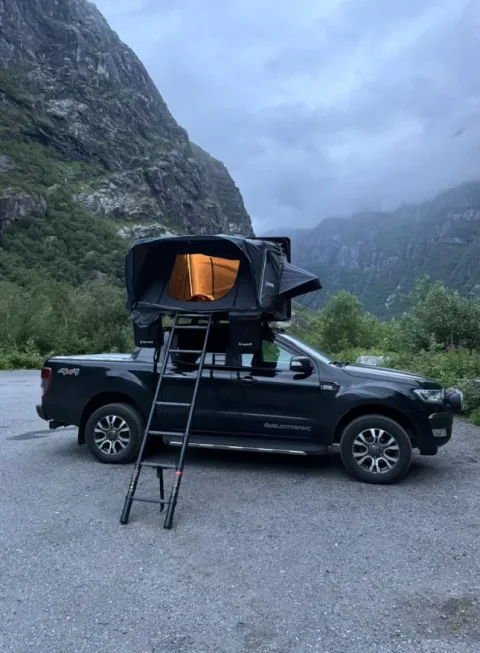 Snailer Abis rooftop tent on Ford Ranger - customer photo from Norway