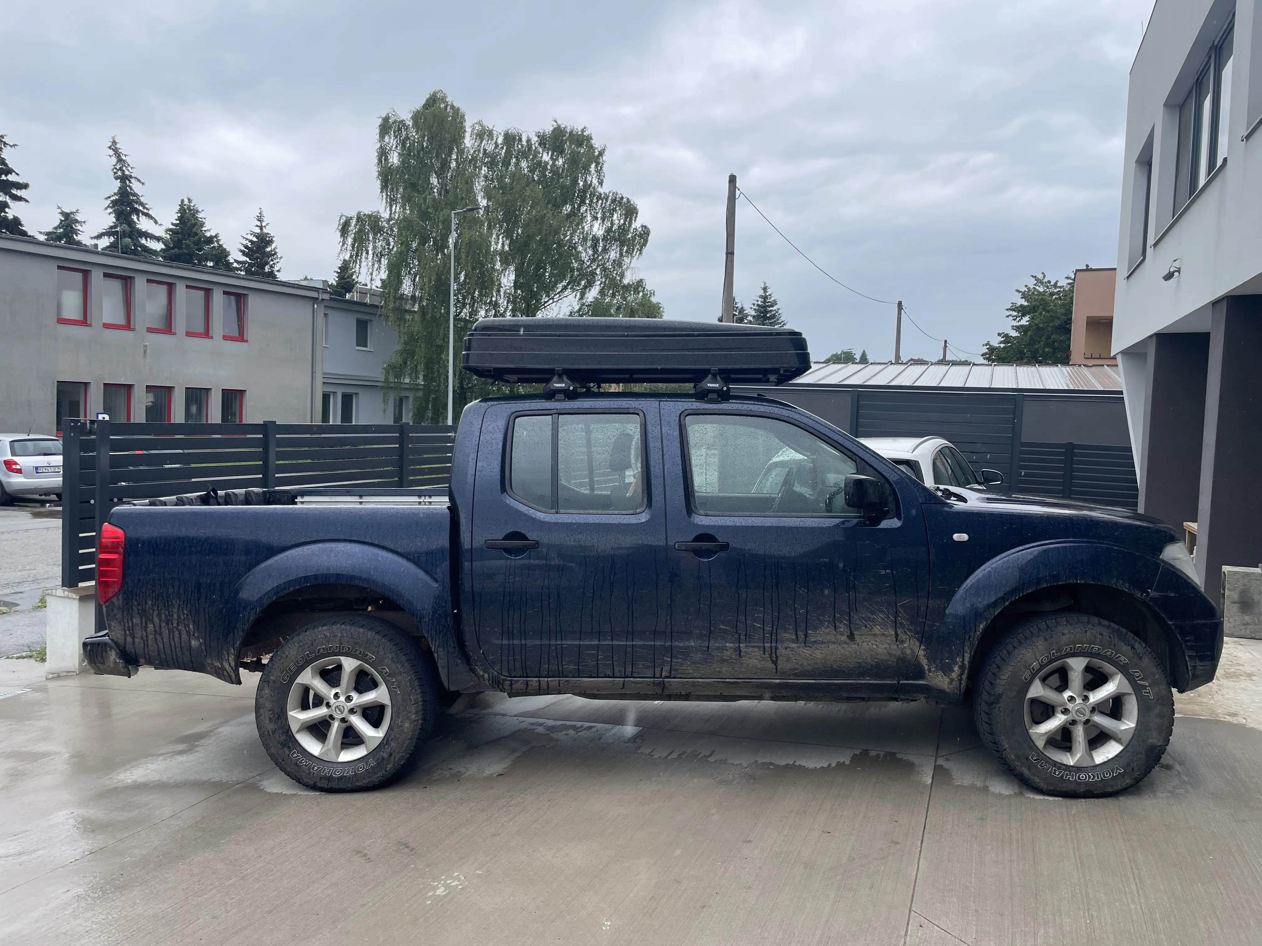 Snailer Abis Dachzelt auf Nissan Navara - Bild aus der Kundengalerie aus der Slowakei