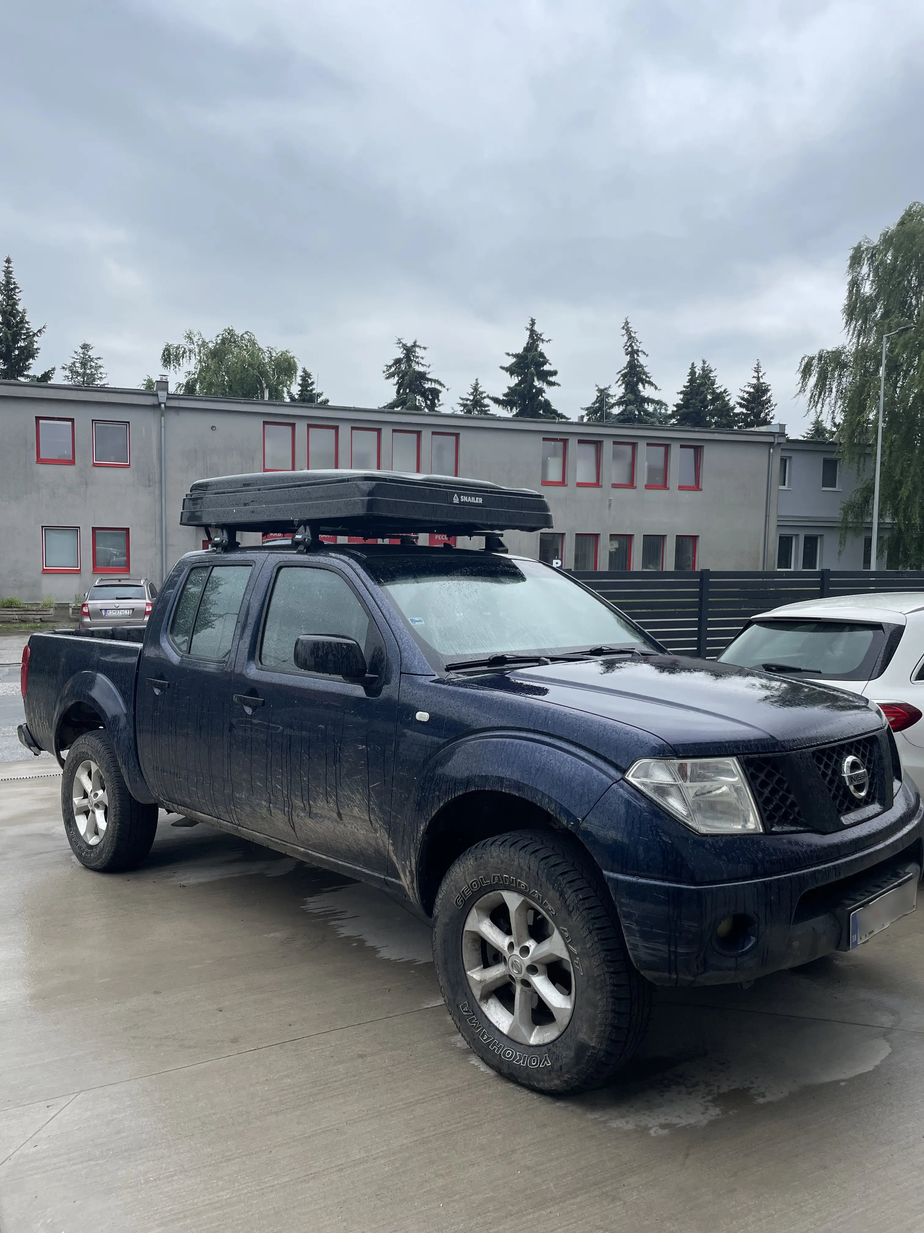 Snailer Abis Dachzelt auf Nissan Navara - Bild aus der Kundengalerie aus der Slowakei