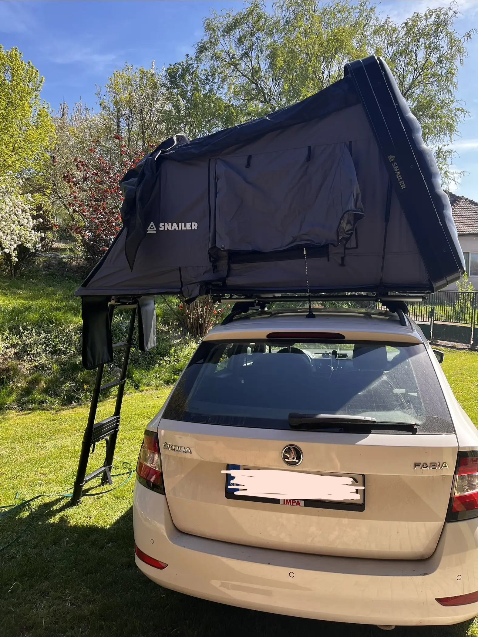 Snailer Abis Dachzelt auf Skoda Fabia - Bild aus der Kundengalerie aus der Slowakei