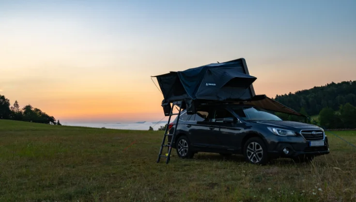 Rooftop tent Snailer Abis on Subaru Outback