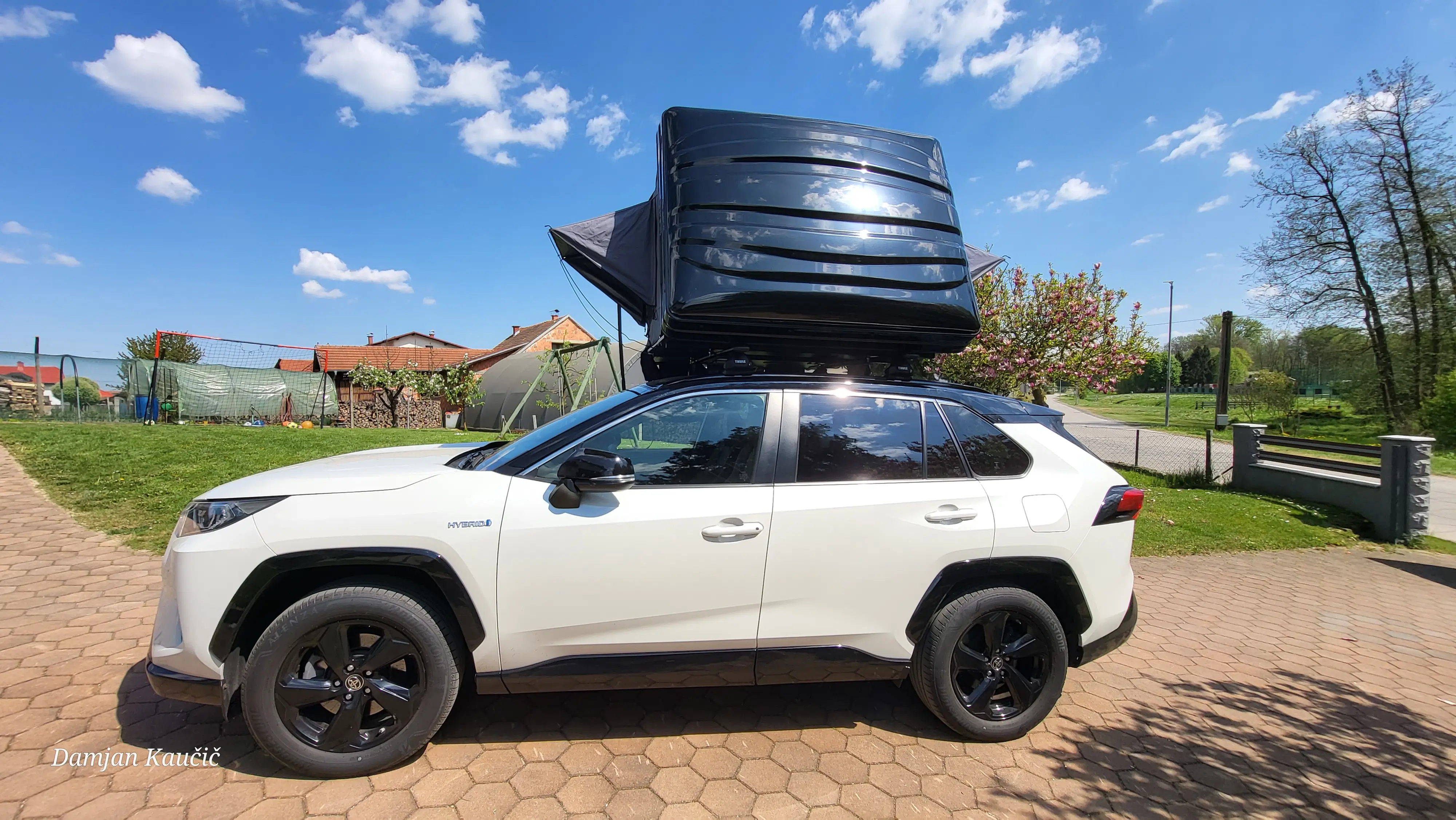 Snailer Abis stresni stan na voze Toyota RAV4 - fotografie z galerie zakazniku z Slovinska