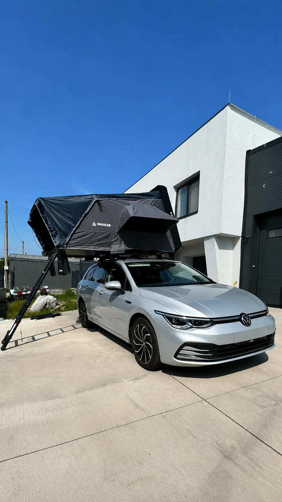 Snailer Abis Dachzelt auf Volkswagen Golf - Kundenfoto aus der Slowakei
