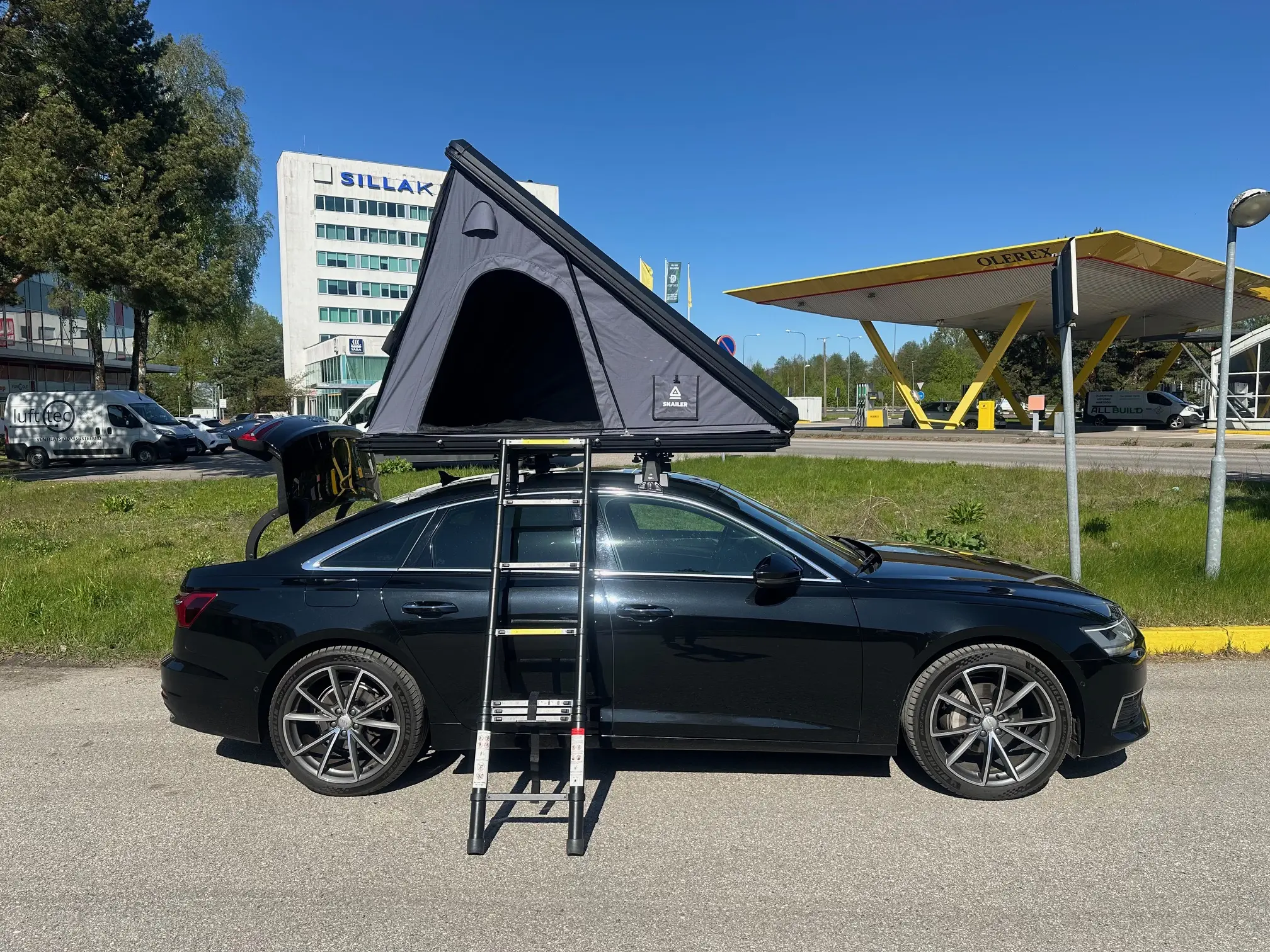 Snailer Alduo krovni sator na vozilu Audi A6 - fotografija kupca iz Estonija