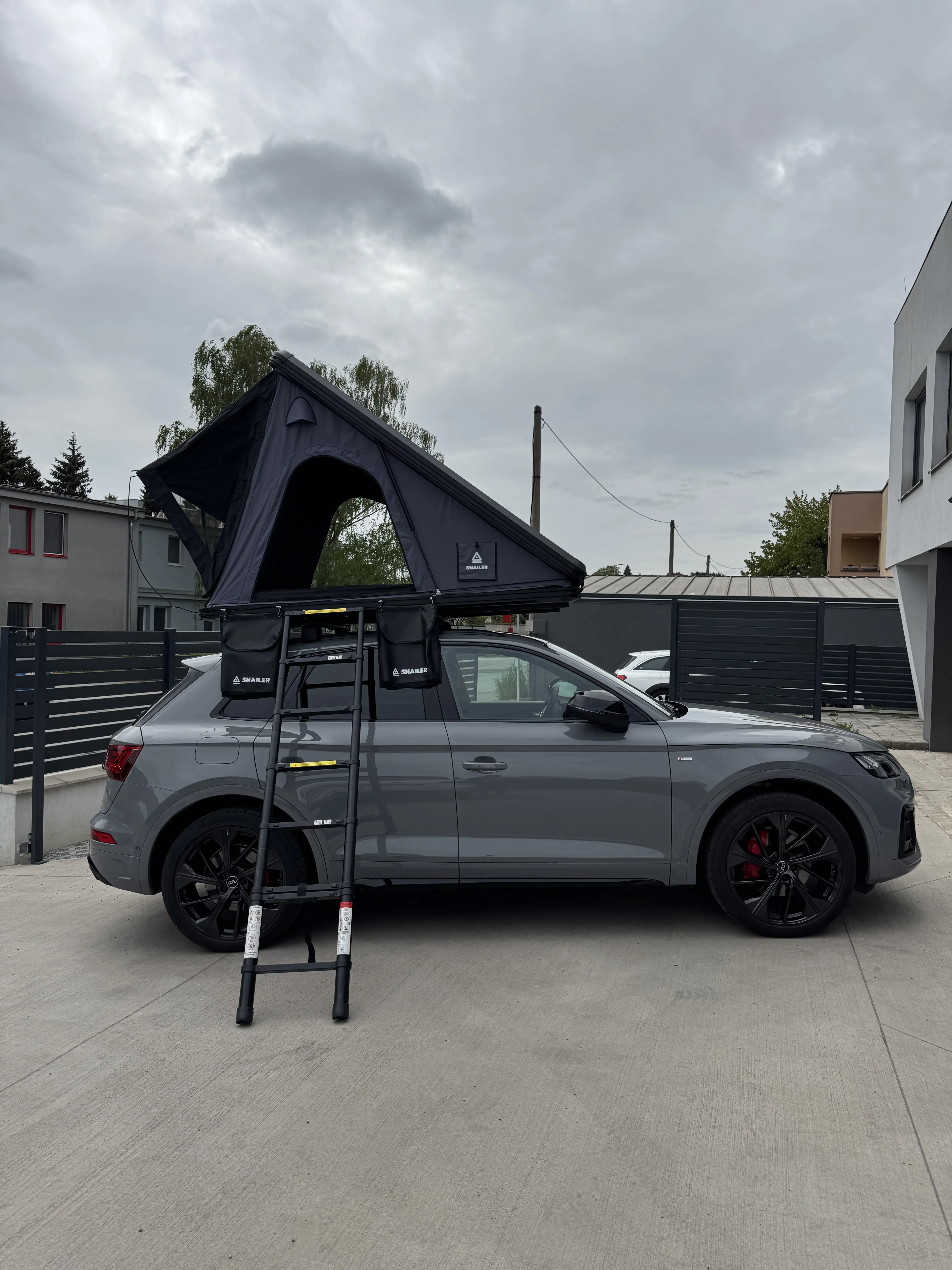 Snailer Alduo stresny stan na aute Audi Q5 - fotografia z galerie zakaznikov z krajiny Slovensko