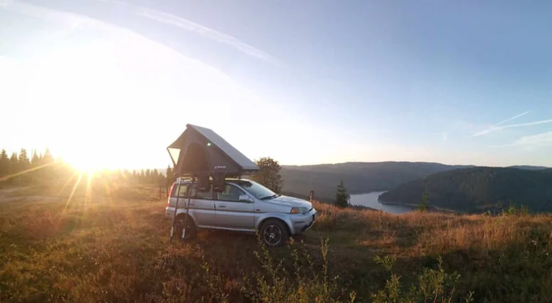 Rooftop tent Snailer Alduo on Honda HR-V