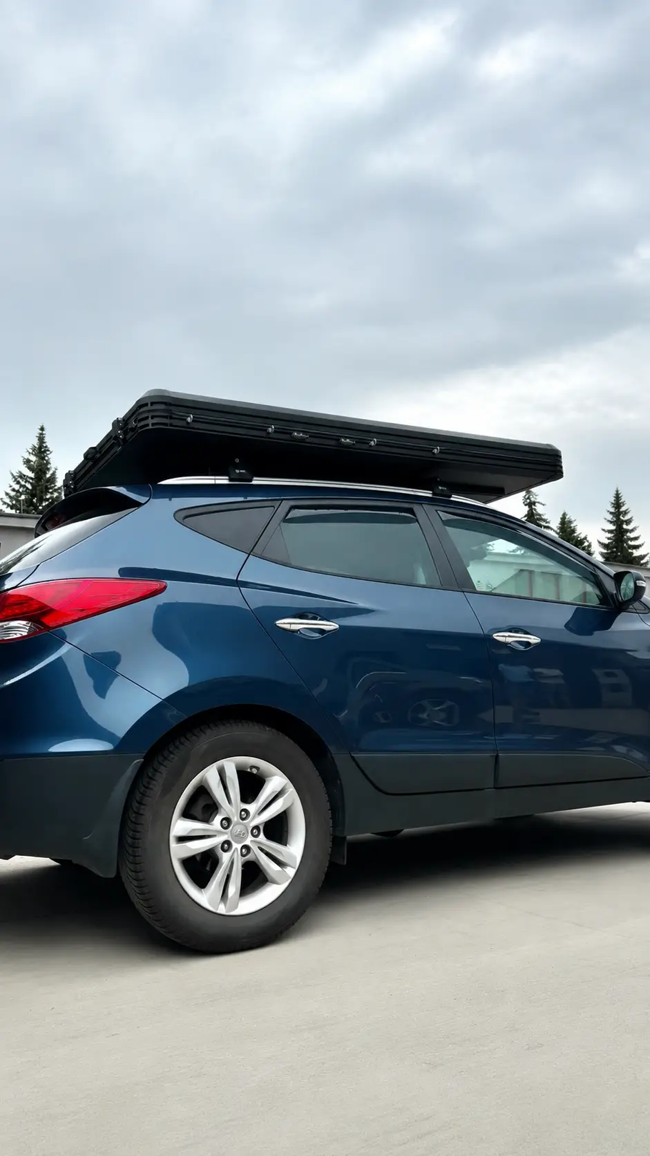 Snailer Alduo Dachzelt auf Hyundai ix35 - Kundenfoto aus der Slowakei