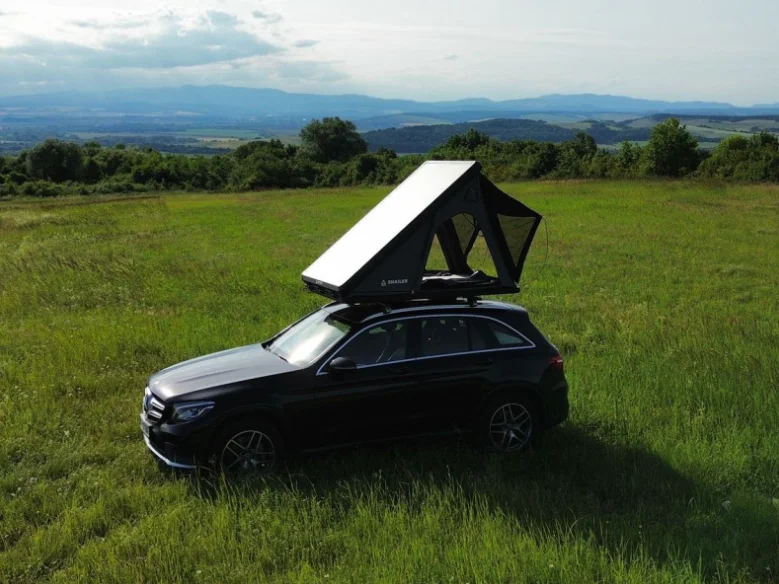 Rooftop tent Snailer Alduo on Mercedes-Benz GLC