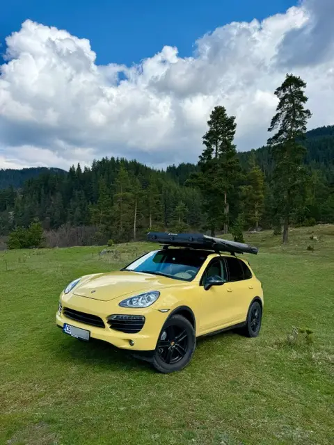 Snailer Alduo Dachzelt auf Porsche Cayenne - Bild aus der Kundengalerie aus Bulgarien