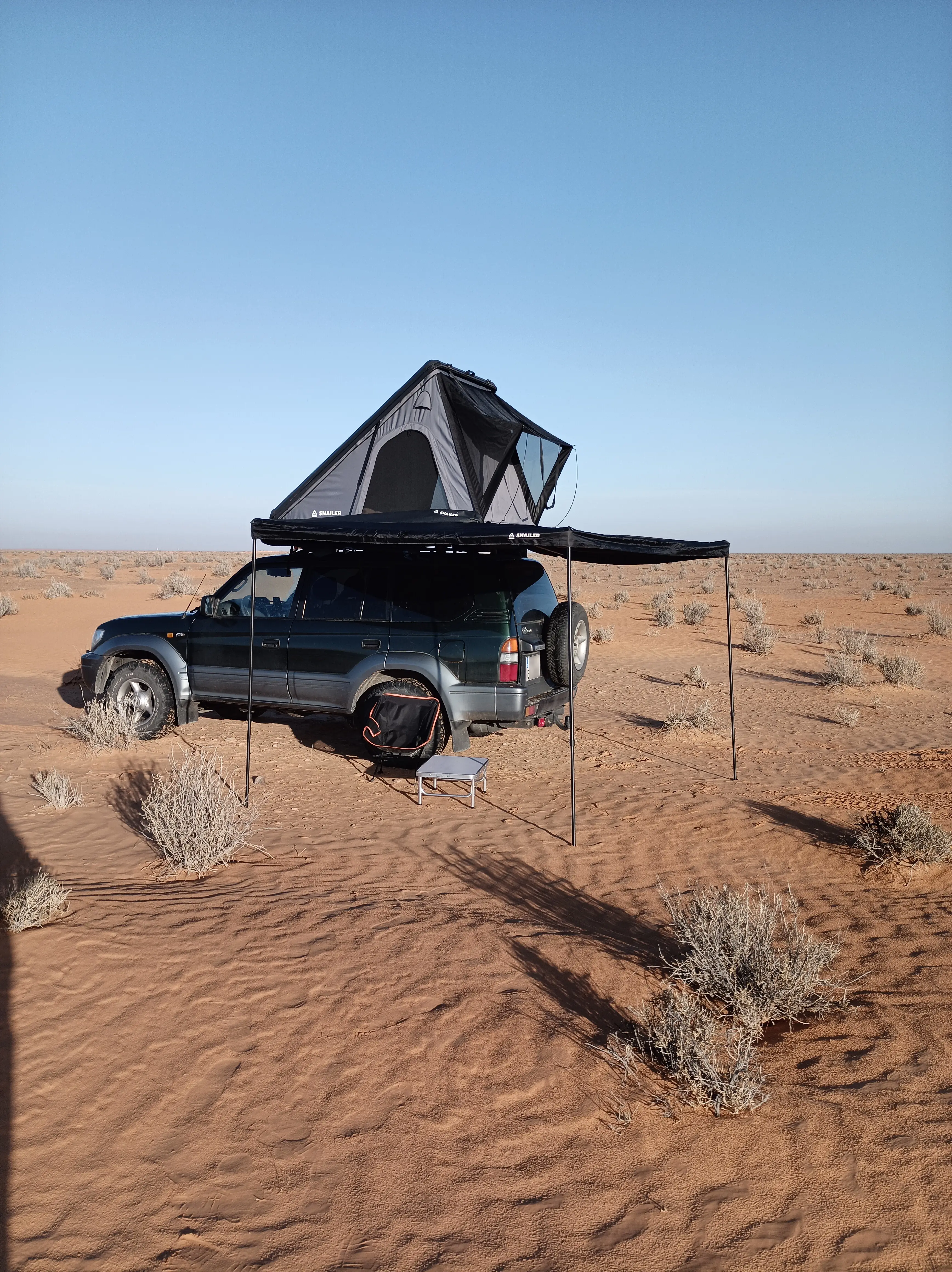 Snailer Alduo stresny stan na aute Toyota Land Cruiser - fotografia z galerie zakaznikov z krajiny Nemecko