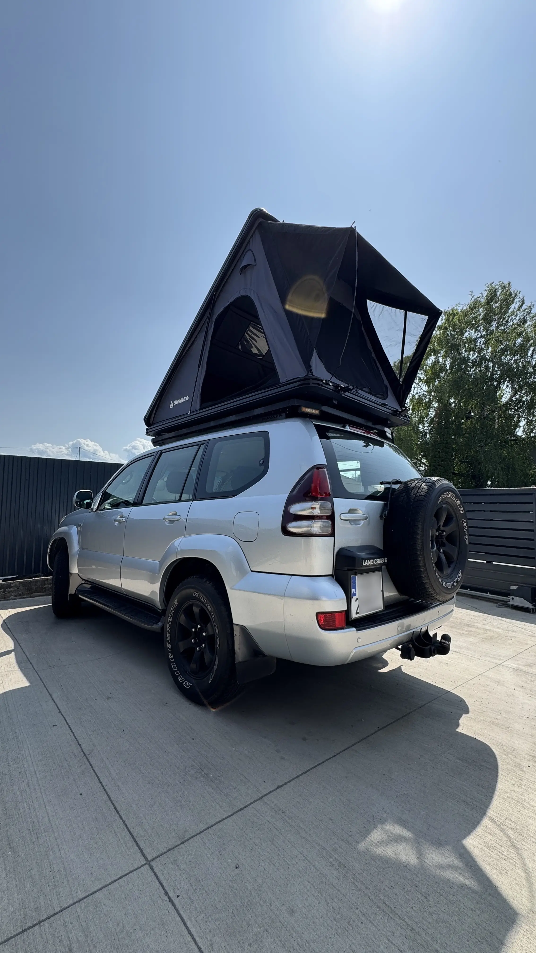 Snailer Alduo stresny stan na aute Toyota Land Cruiser - fotografia z galerie zakaznikov z krajiny Nemecko
