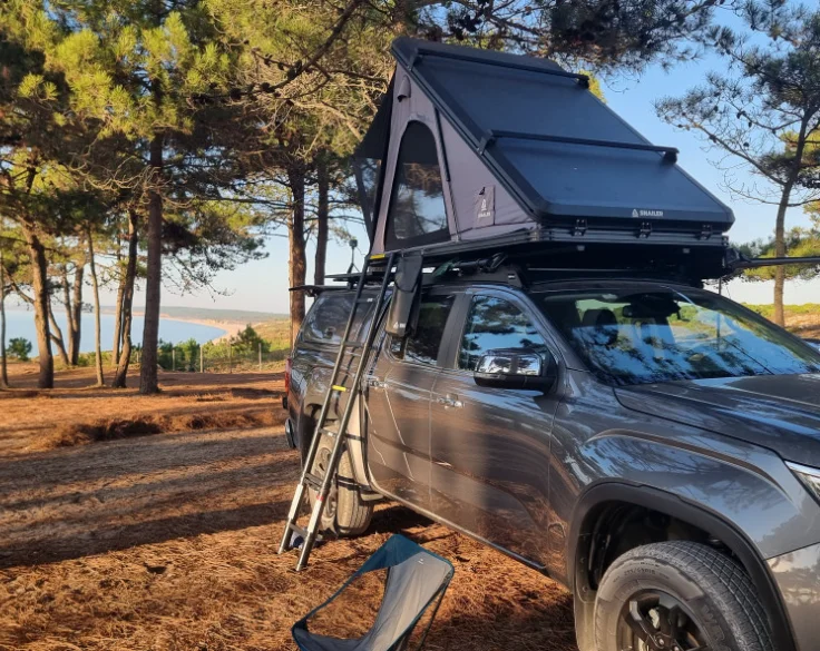 Rooftop tent Snailer Alduo on Volkswagen Amarok