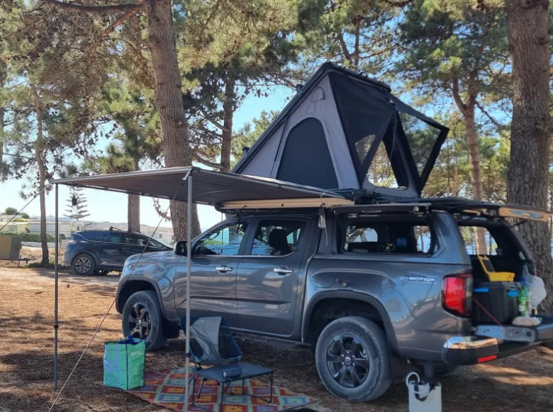 Rooftop tent Snailer Alduo on Volkswagen Amarok