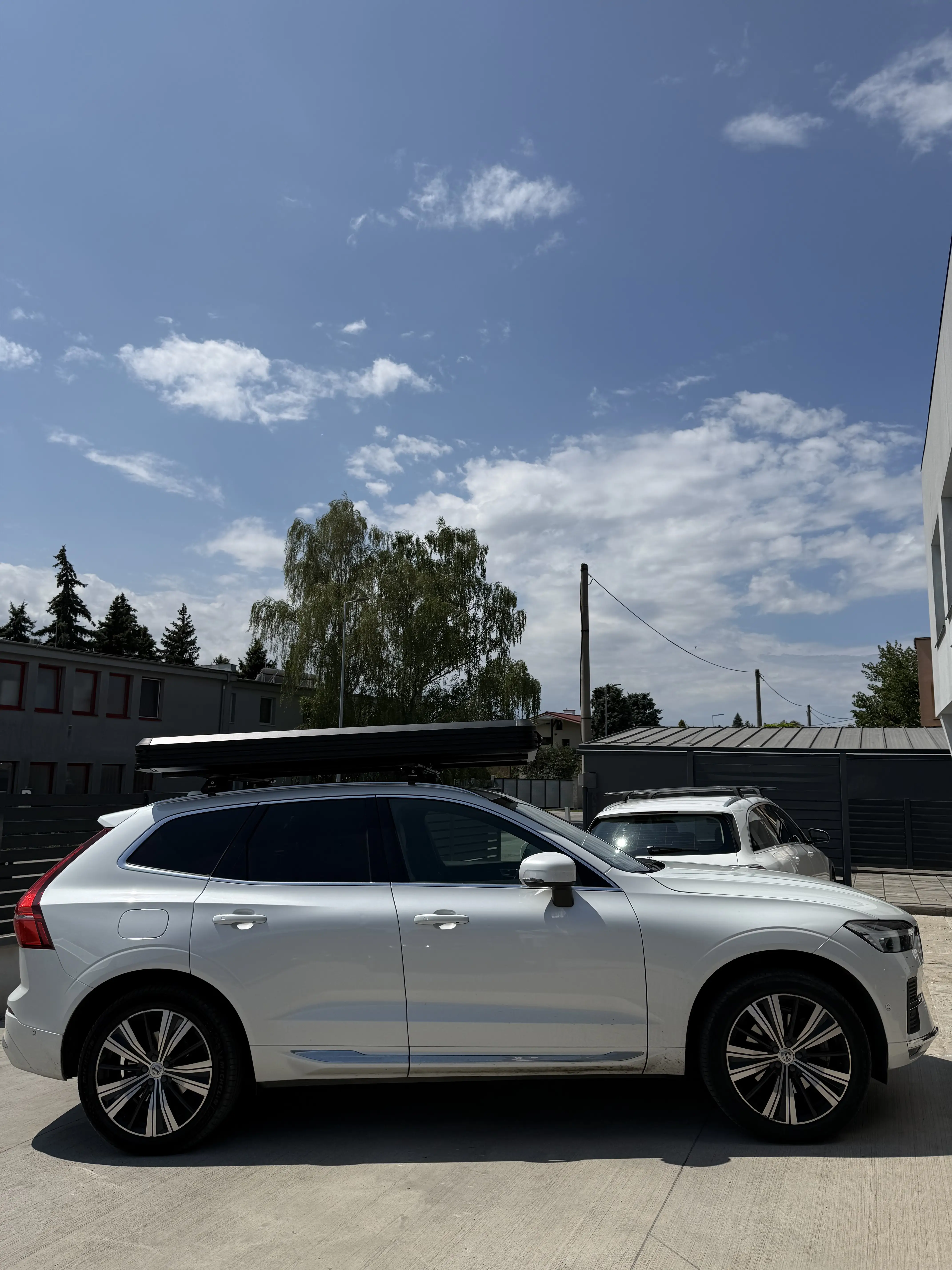 Snailer Alduo stresny stan na aute Volvo XC60 - fotografia z galerie zakaznikov z krajiny Madarsko